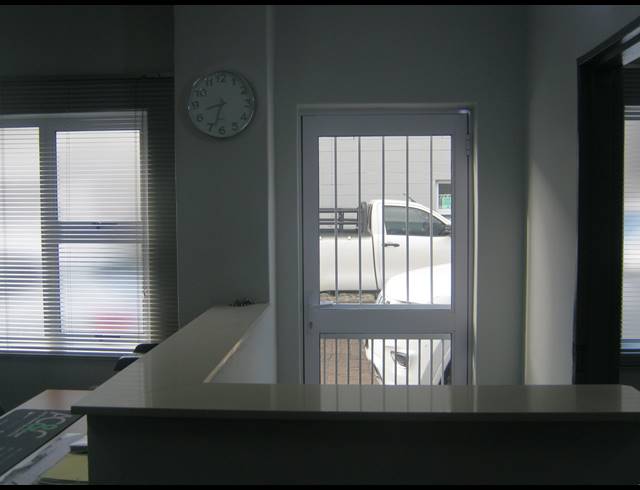 363M² FACTORY TO LET IN GEORGE PARK